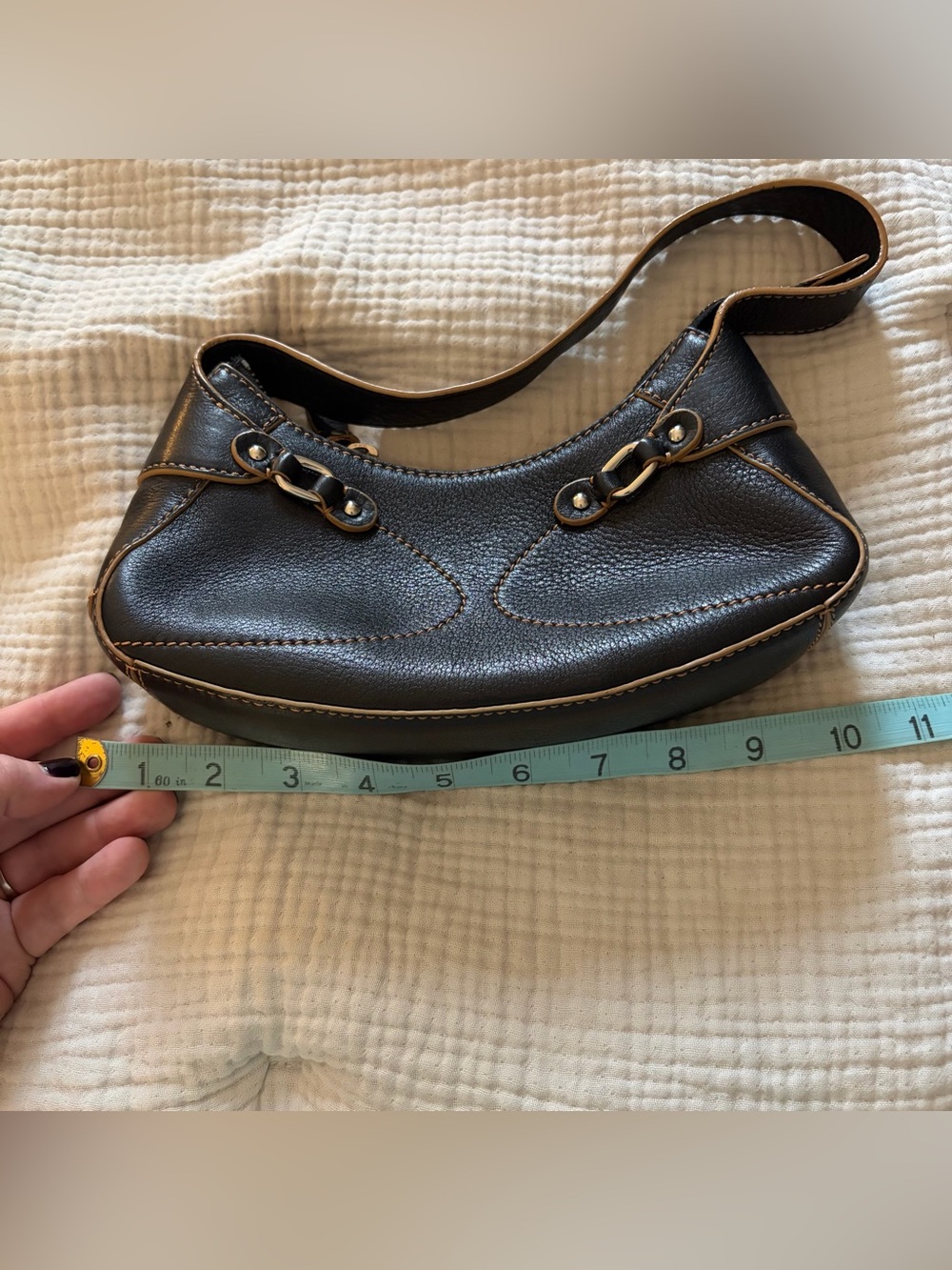 Vintage/Y2K Cole Haan Classic Black Leather Shoulder Bag with Contrast Stitching - Picture 8 of 9